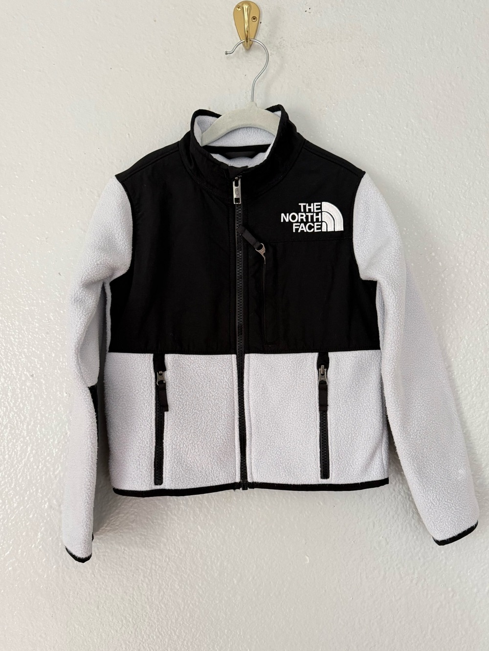 The North Face Little Kid Boy Jacket Size: XS 6